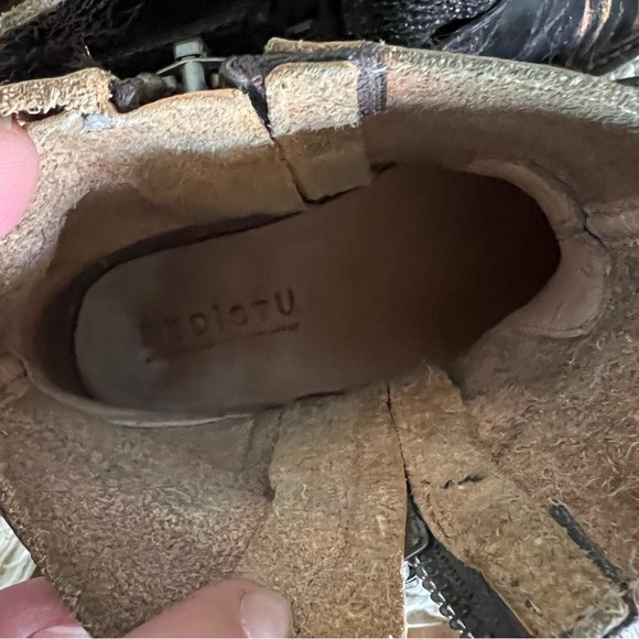 Bed Stu BECCA BLACK LUX Leather Moto Boots Size 7 - Picture 9 of 16